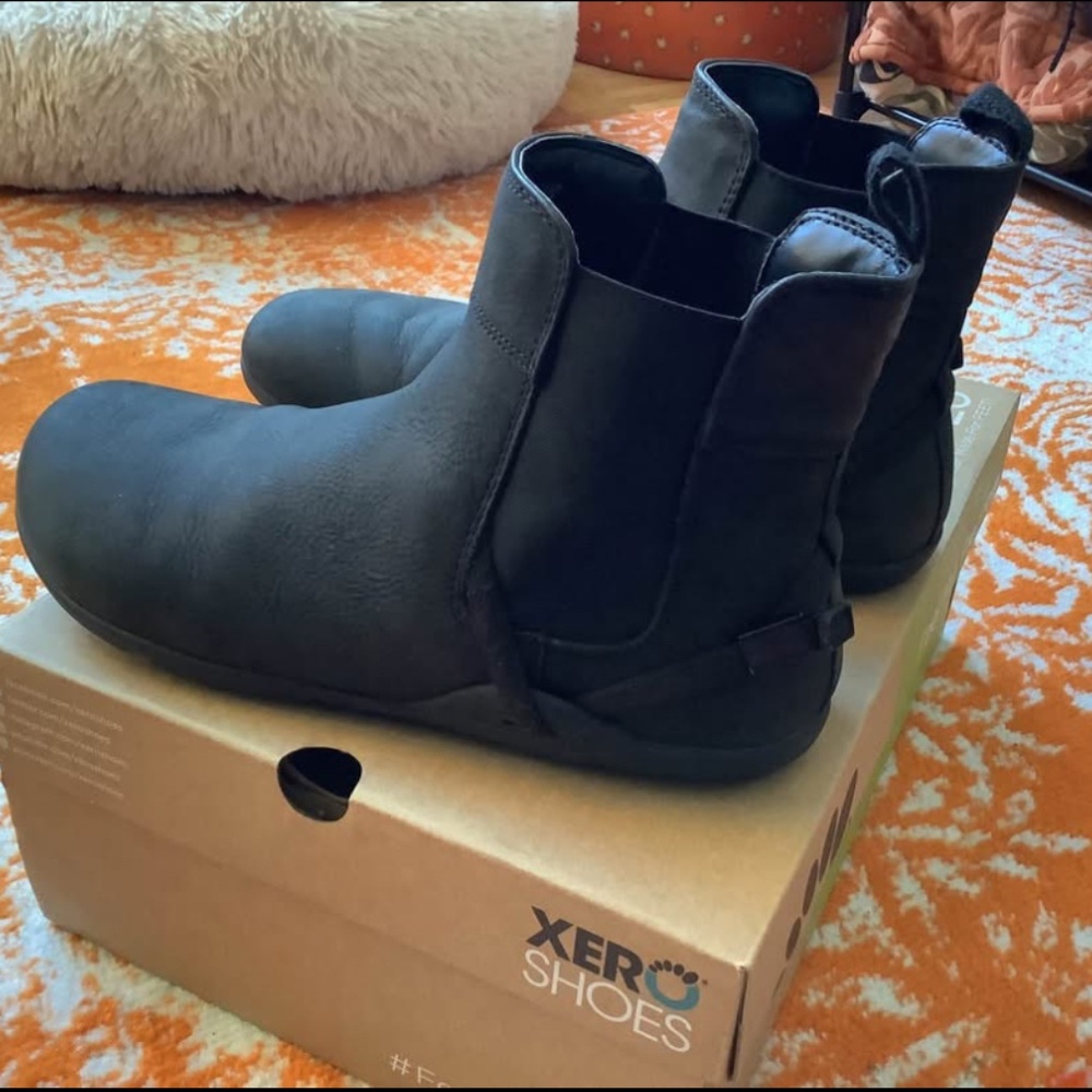 XERO SHOES Tari Boots Women’s Size 9.5 Black Barefoot